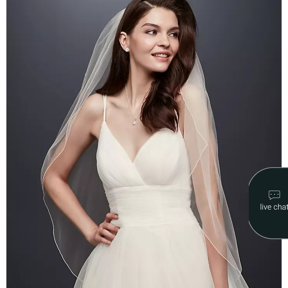 Davids Bridal White Finger Legenth Veil